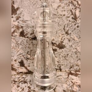 Pepper Grinder Clear Acrylic